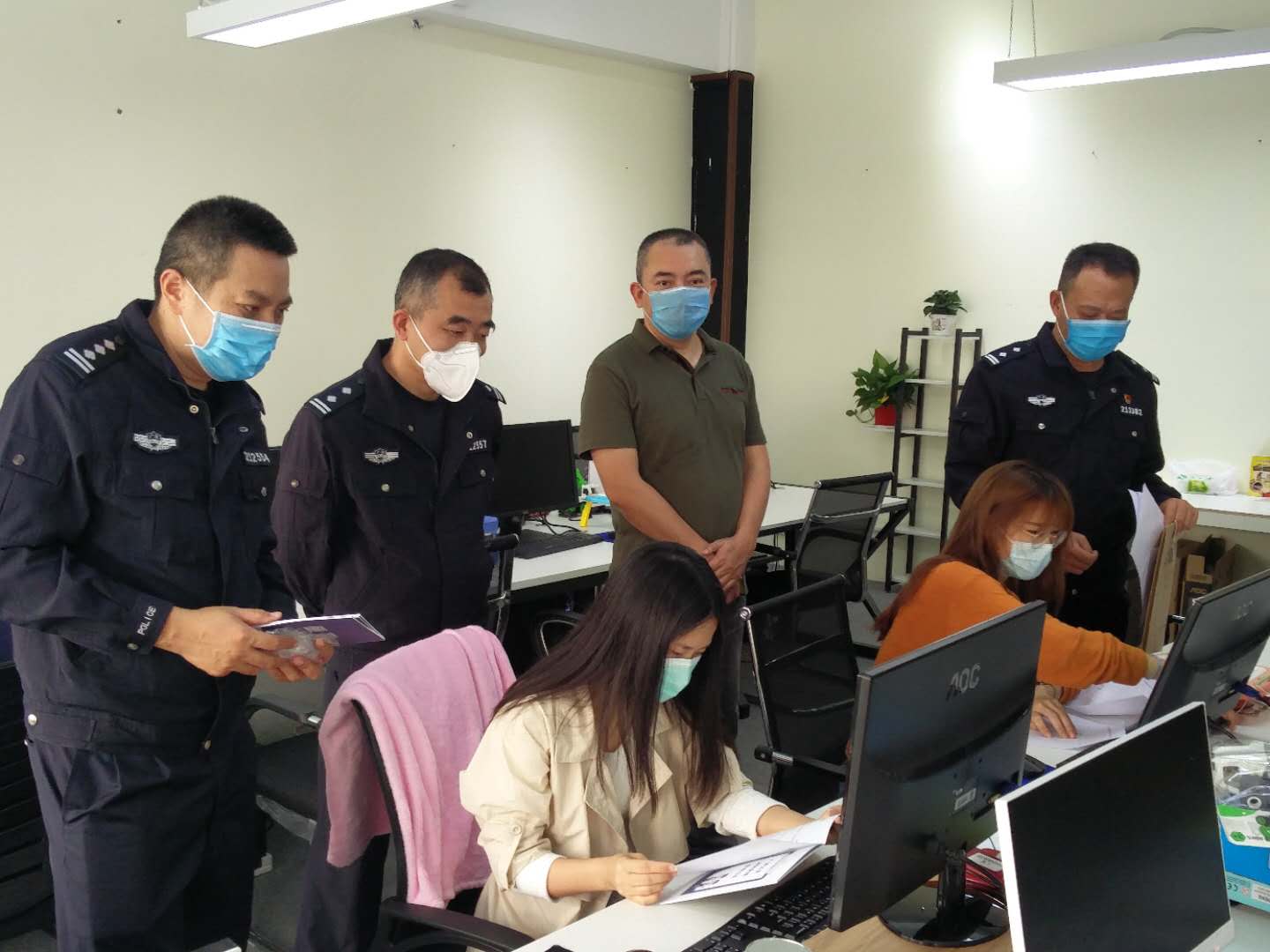 廣東省湛江市經(jīng)開區(qū)網(wǎng)警抗疫護網(wǎng) 助力轄區(qū)科企復工復產(chǎn)湛江網(wǎng)絡科技